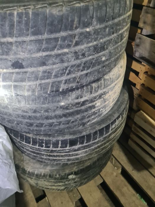 Продам шины 225/60/17