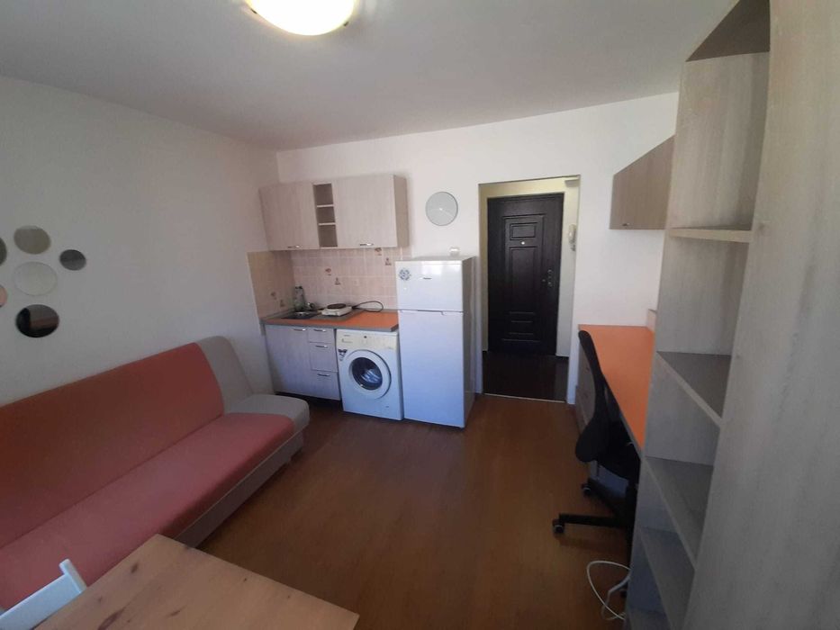 Inchiriez garsoniera