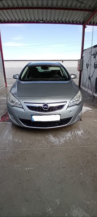 Opel Astra J Sports Tourer 1.7 CDTI 125 CP – 2011 – Euro 5