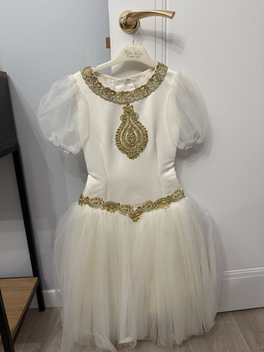 Костюмы на девочку 6-8 лет