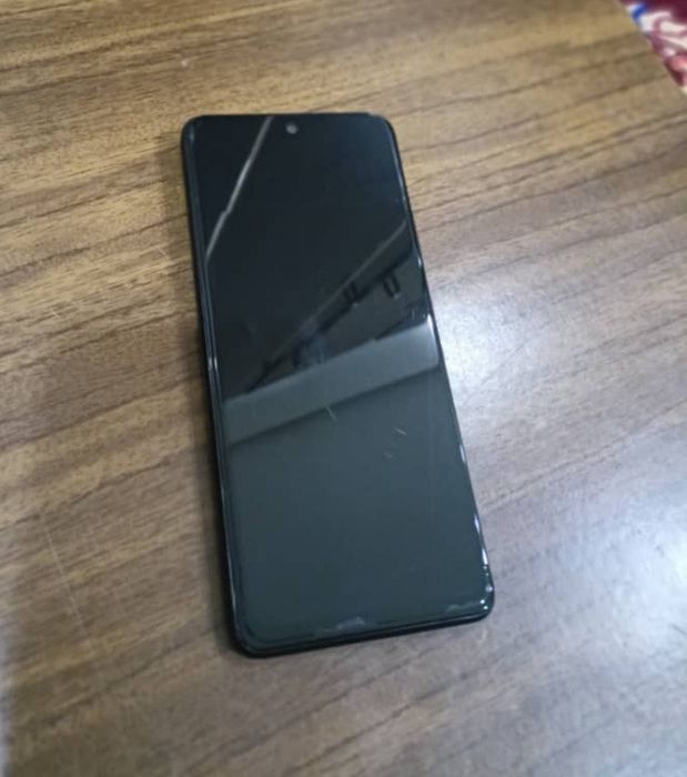 Redmi note 11 Pro 128gb 8gb / Narxi 220 y