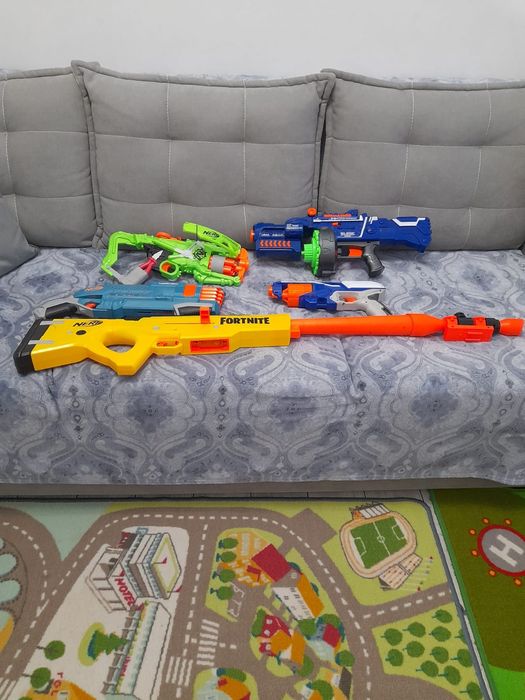Vand pistoale nerf