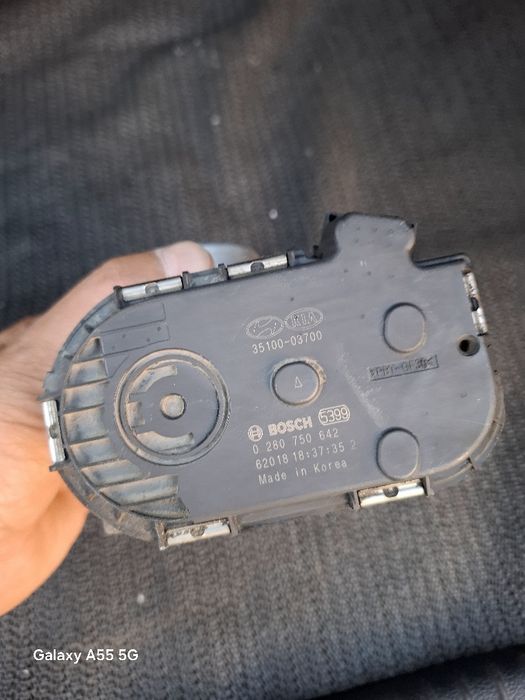 Дроселова клапа за KIA CEED II 1.4