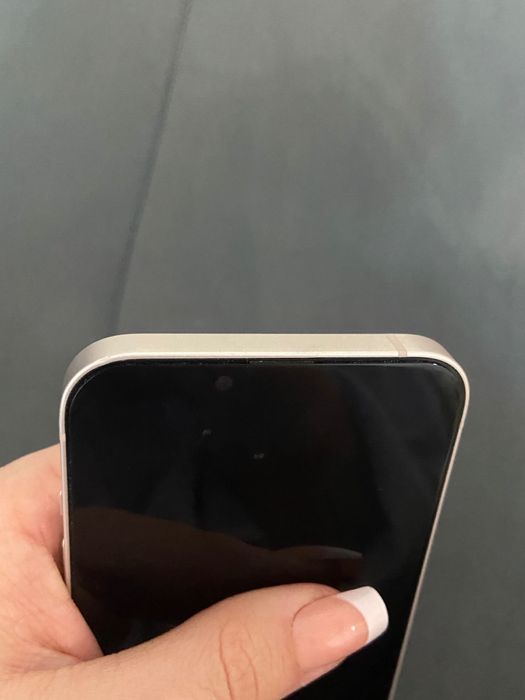 Продам айфон 13 256 гб