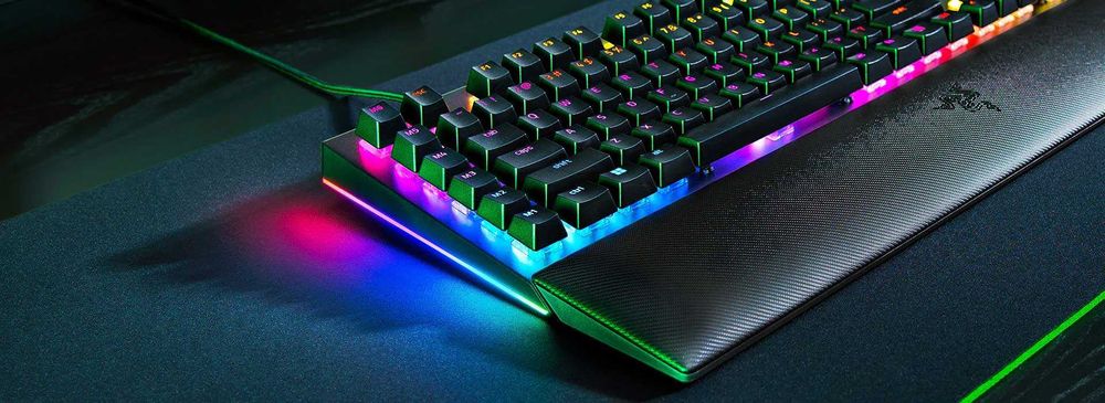 Tastatura Mecanica Gaming Razer BlackWidow V4 RGB RZ03-04690100-R3M1 Sigilata Garantie Noua