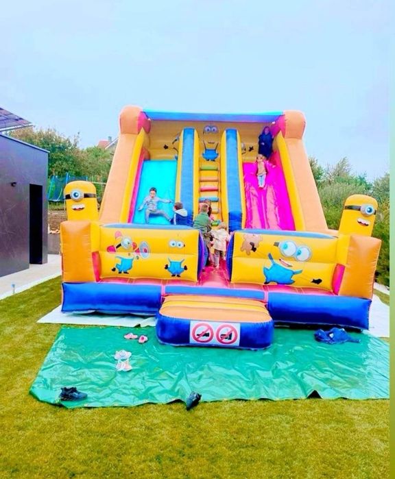 Închiriem tobogane gonflabile