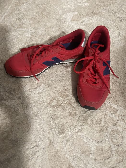 Adidasi New Balance 396