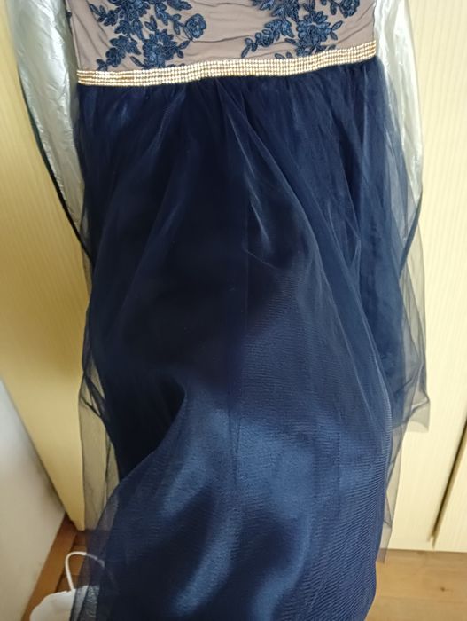 Дамска тъмносиня рокля