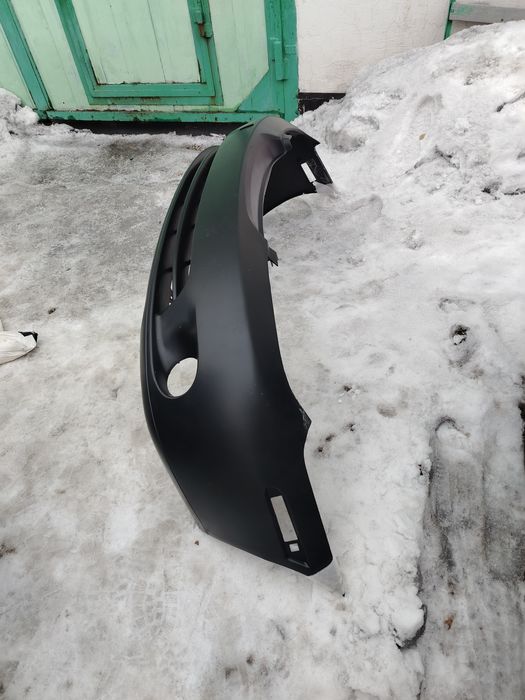 Бампер новый Тайвань лексус ES-330.