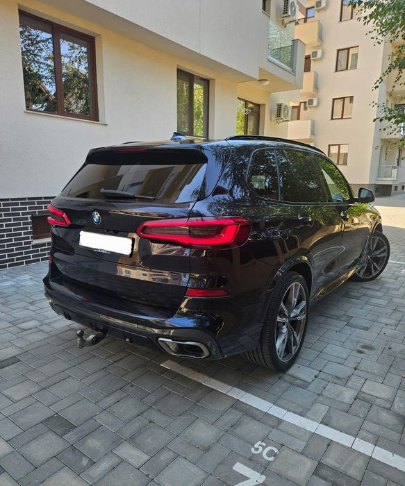 Bmw X5 M Pachet  / 400 CP ~ Sky Lounge ~ H & K ~ Soft~Camere 360°~FULL