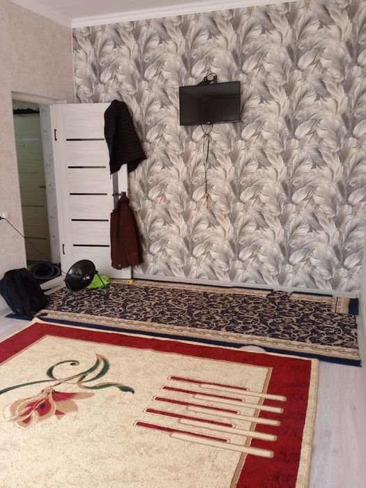 Зангиота Бек Барака ситида 2 хонали квартира ижарага берилади. 350 у.е