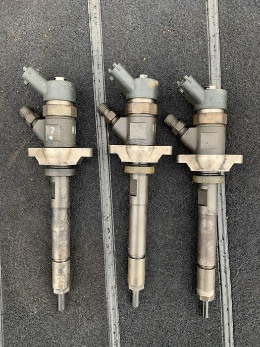 Injectoare ford focus 2 Peugeot 307 Citroen C5 1.6 TDCI HDI 0445110259