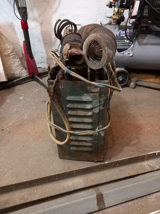 Продам сварочный аппарат советский