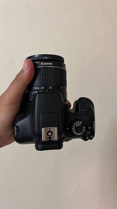 Cannon eos 1300D