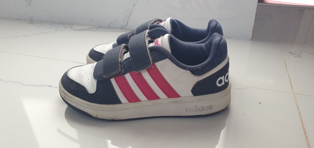 Vand Adidași Adidas marimea 29-17.5cm interior