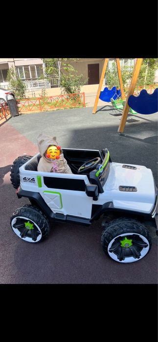 Электромобиль детский