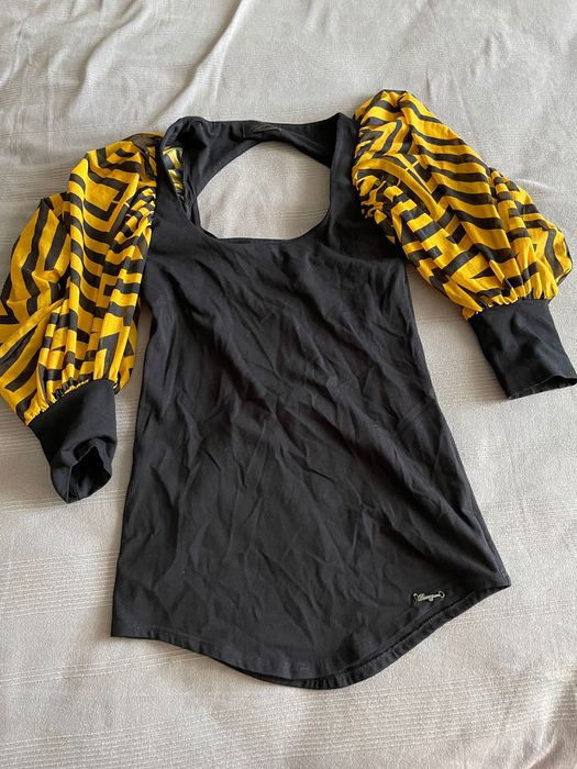 Блуза с гол гръб на   Pause