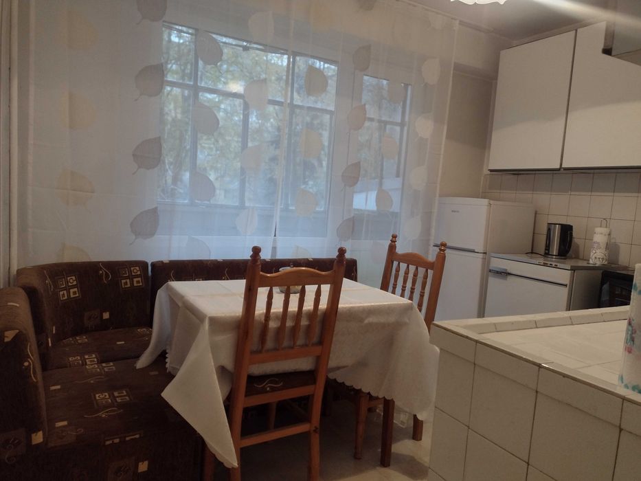 Продава се Тристаен апартамент в Русе, Възраждане - 78 кв.м за 1116 €/кв.м - Снимка #19