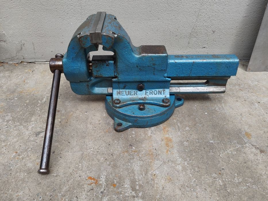 Menghină Heuer Front 150 rotativă, Germania
