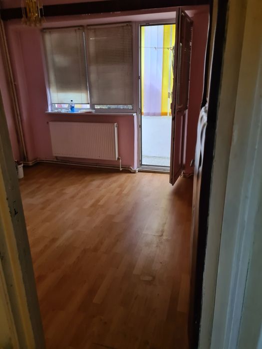 Vând apartament 2 camere