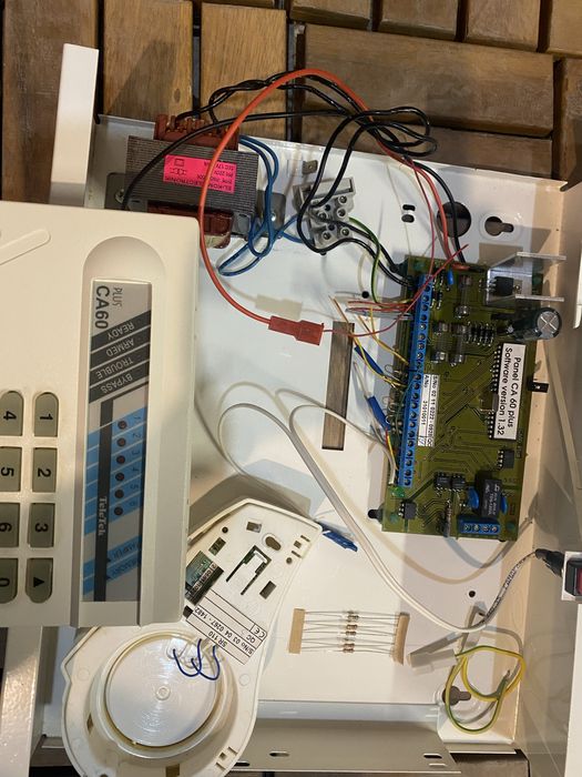 Алармена система TeleTek CA 60 Plus + клавиатура и сирена