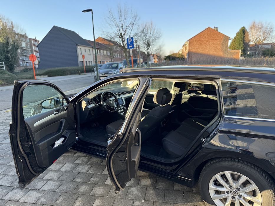 Volkswagen Passat  Variant 2019, Blue Motion
