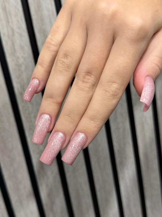 Маникюр,наращивание.