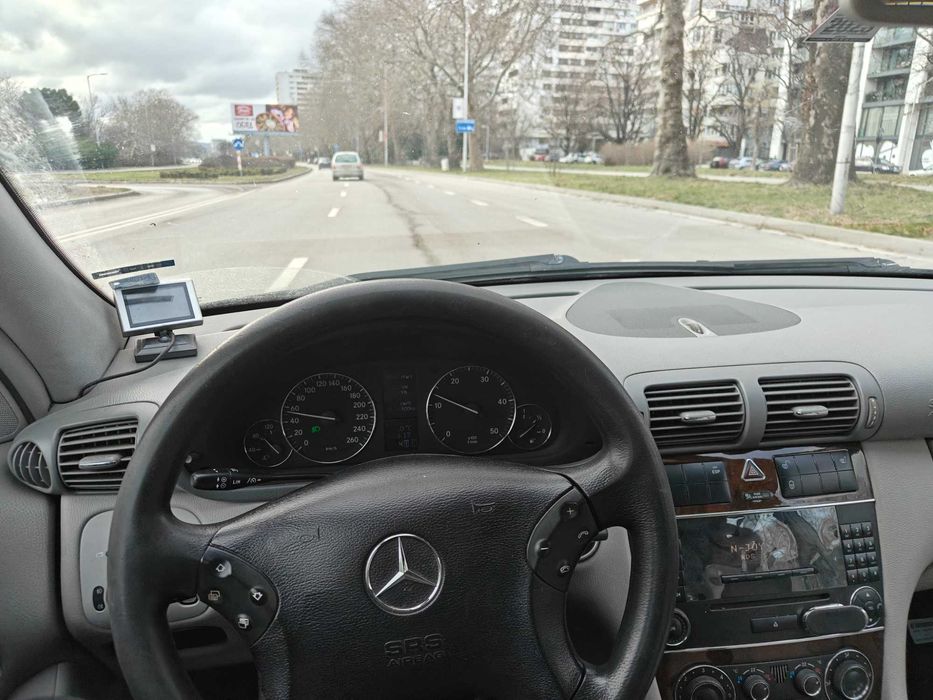 Mercedes Benz C 2.2cdi