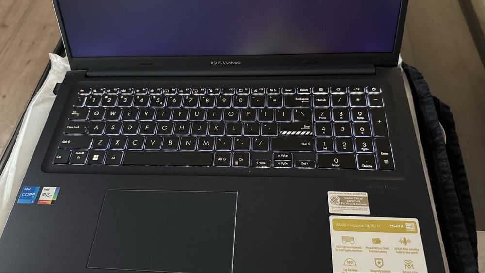 laptop asus vivobook 17 x1704va cu procesor intel® core™ i5-1335u pana la 4.6 ghz, 17.3", full hd, ips, 16gb, 1tb ssd, intel iris xᵉ graphics,