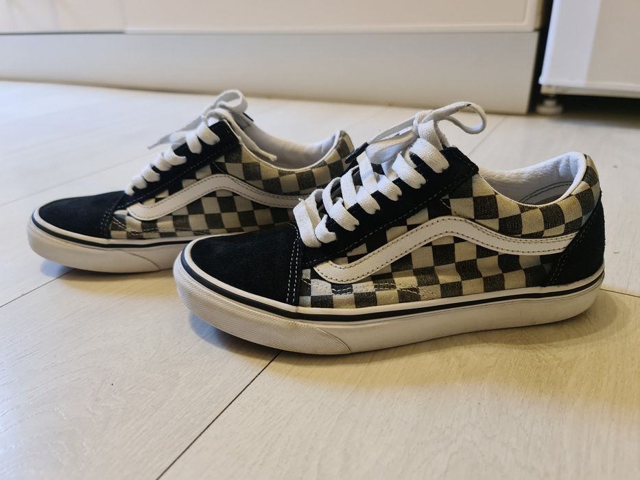 Vans piele intoarsa , 38