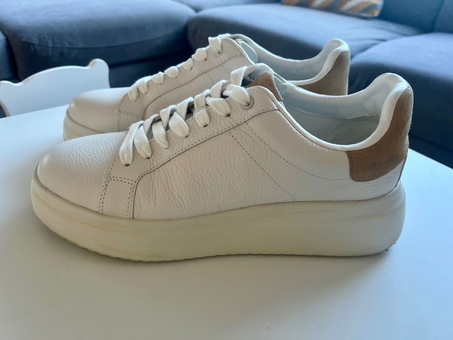 Бели кецове ZARA 42номер