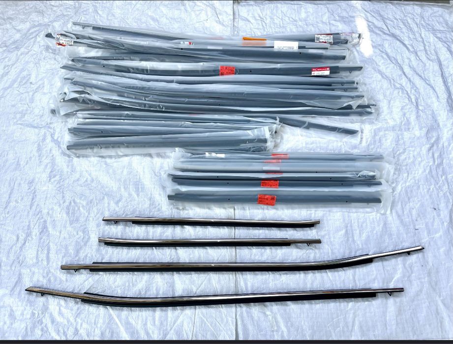 Молдинги камри 70-75