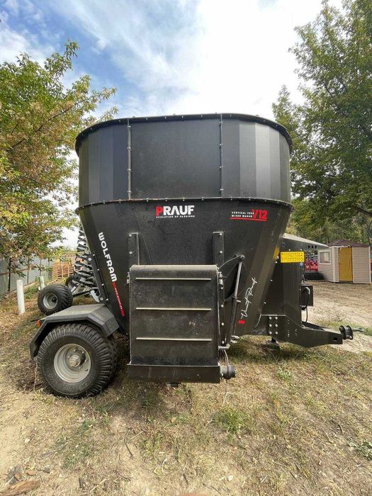 Кормораздатчик Celikel. Производство Турция