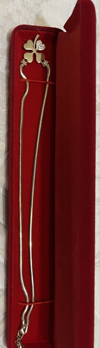 Золотое колье “Клевер”