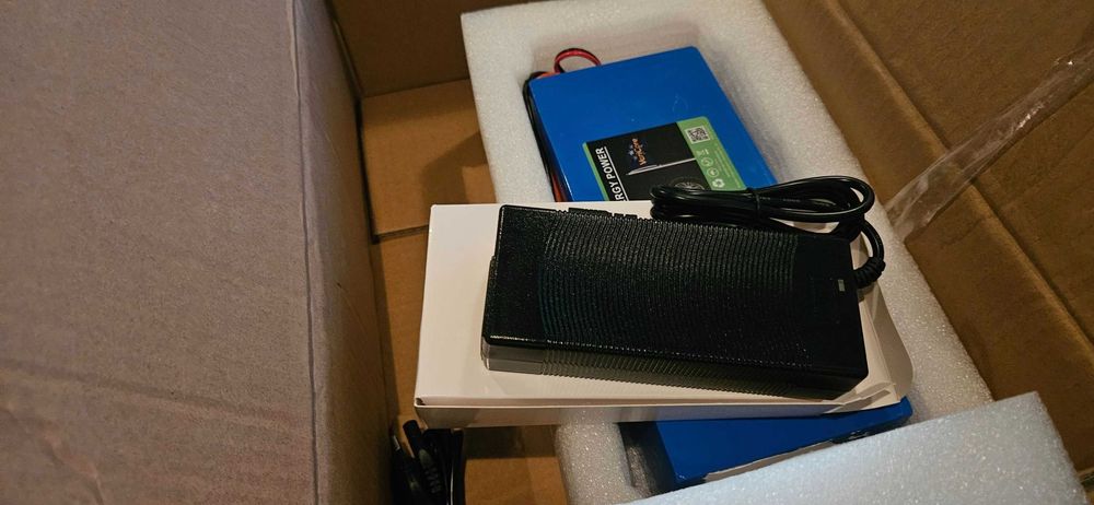 литиева батерия 48в / 15 амп, Varicore ,Промоция!