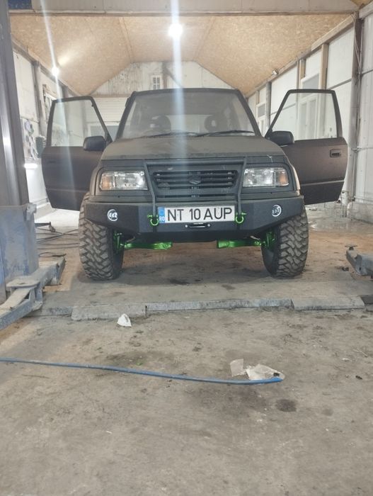 Vând sau schimb Suzuki Vitara 1.6 8 valve