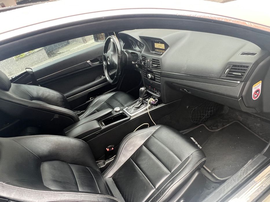 Mercedes Benz E220 CDI Pack AMG