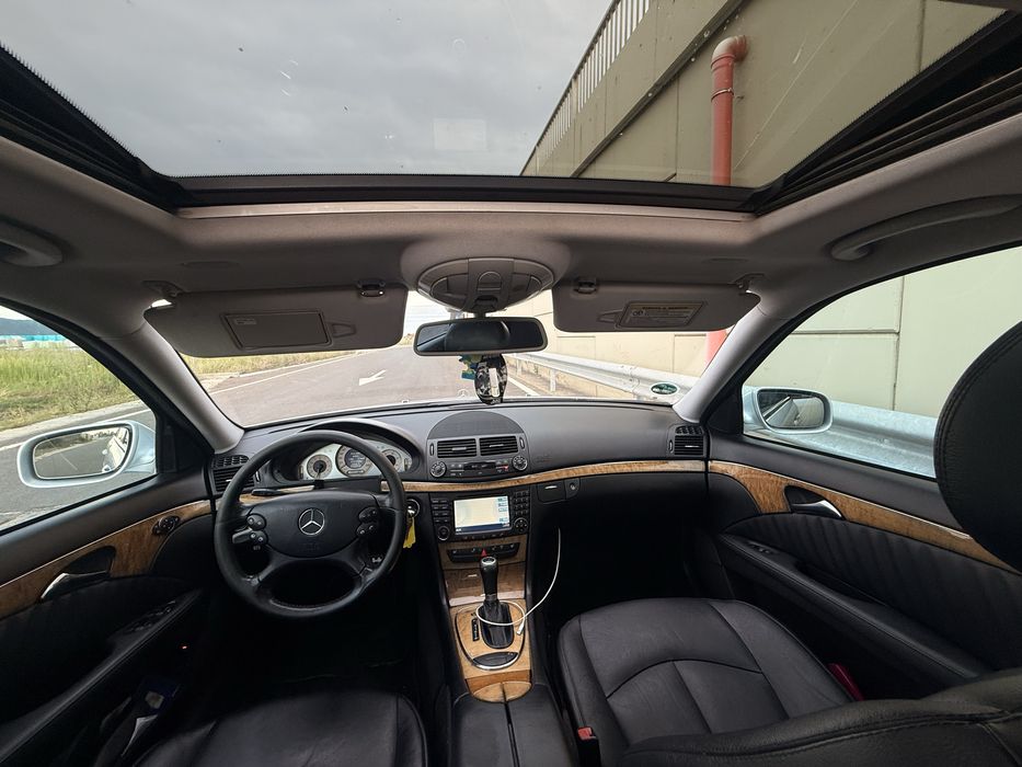 Mercedes E220 AVANTGARDE