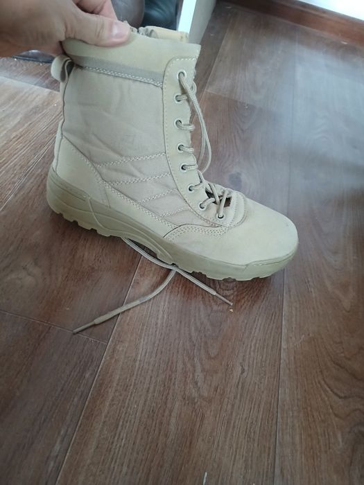 Продам военный обувь