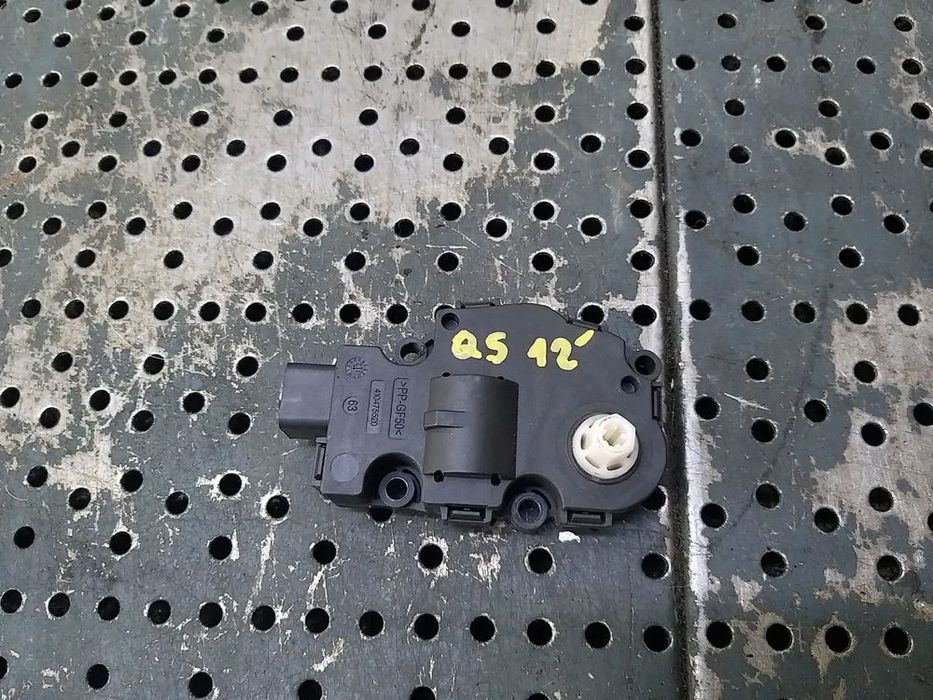 Motoras clapeta aeroterma audi q5 8r k9749006