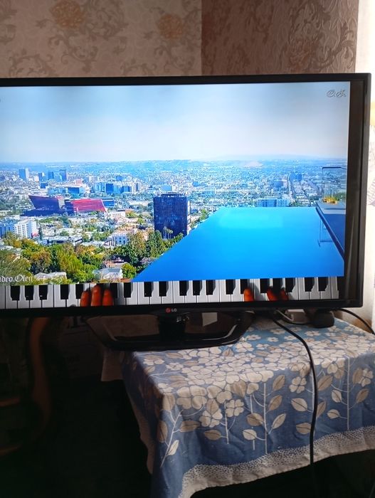 Телевизор LG 43 дюйма