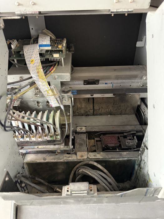 Продам широкоформатный принтер Bossron