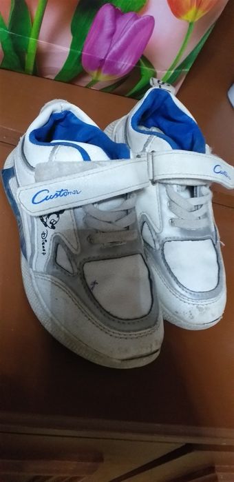 Продается Детская обувь.