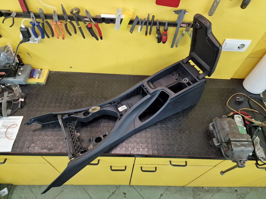 Лайстни ССС, километраж, огледала (FLA/compass) и мн. други за BMW е91