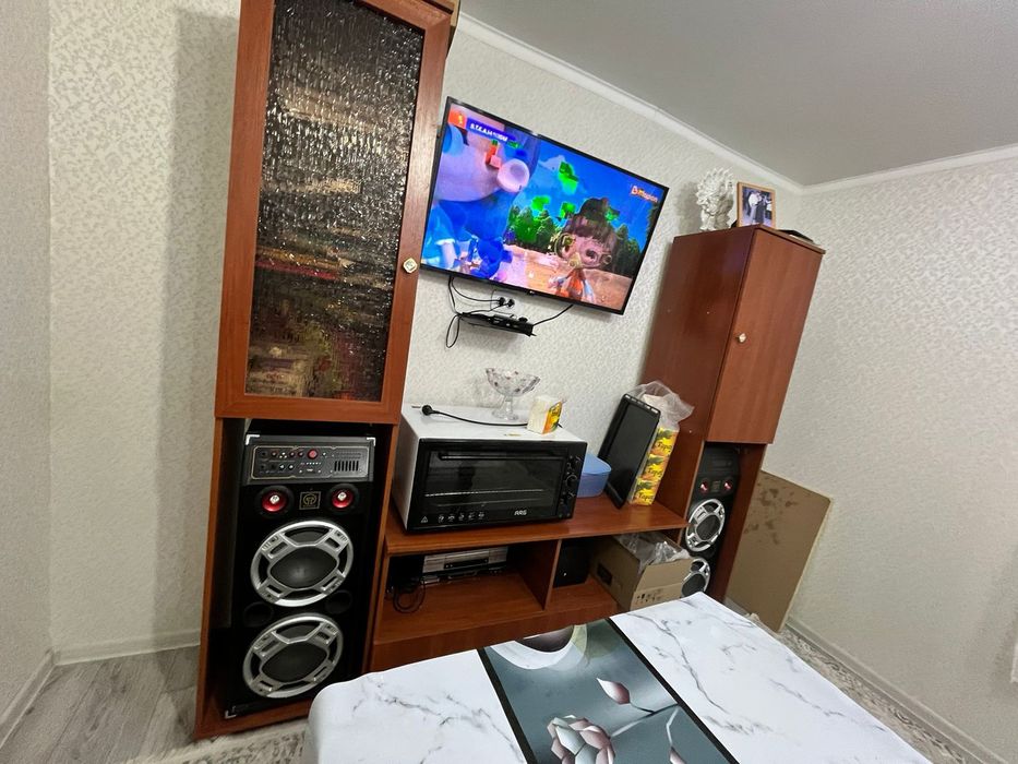 Продам шкаф, стой для телевизира