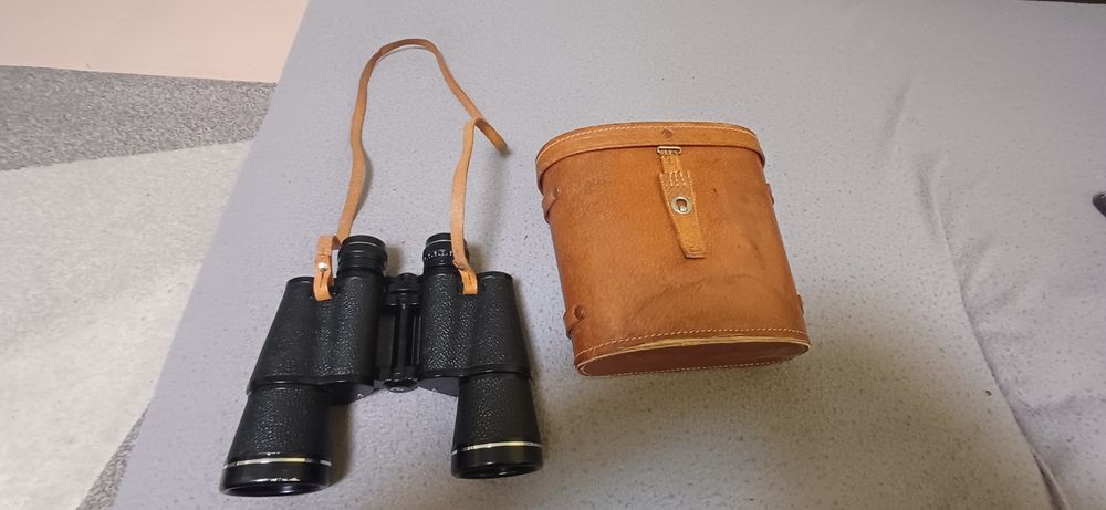 Binoclu armata de metal ca nou