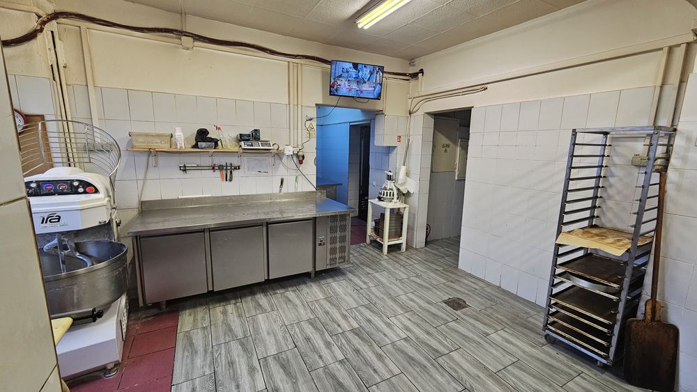 Spatiu comercial 102 mp Nufarul langa Lotus Center vad intens stradal