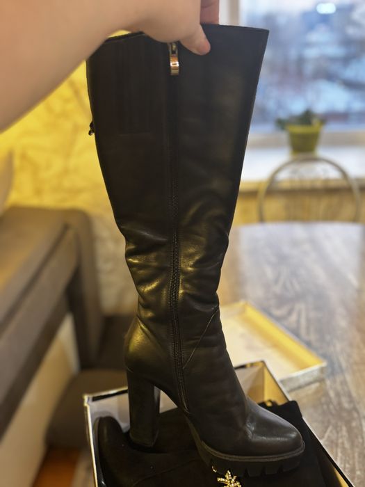 Продам сапоги зима кожа 36 р