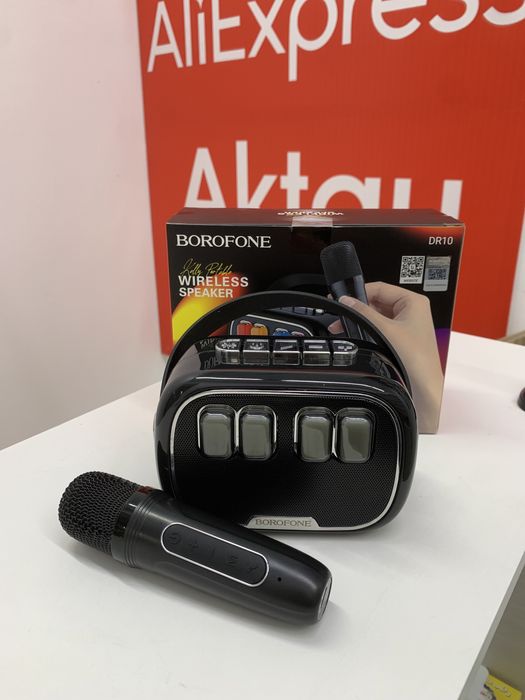 Колонка с микрофоном