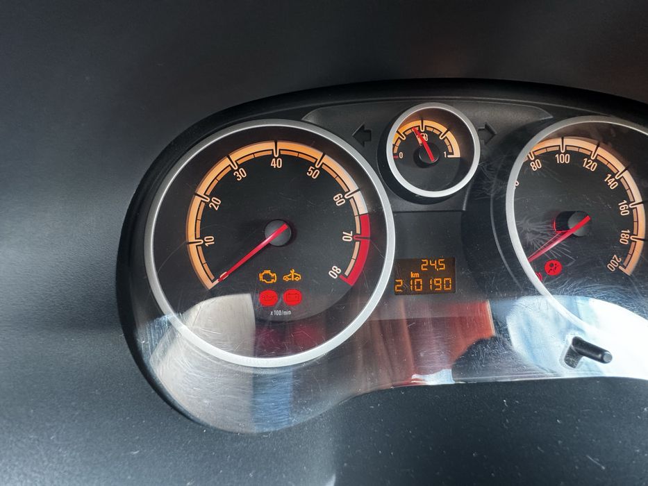 Opel corsa-d  1,4 benzina an 2008